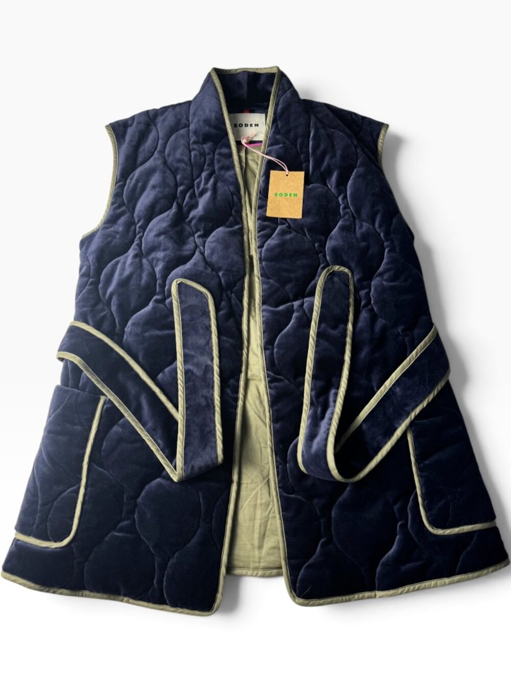 🆕🏷️ NWT 💙 Boden Velvet Wrap Waistcoat Navy Quilted Belted Long Vest Gilet